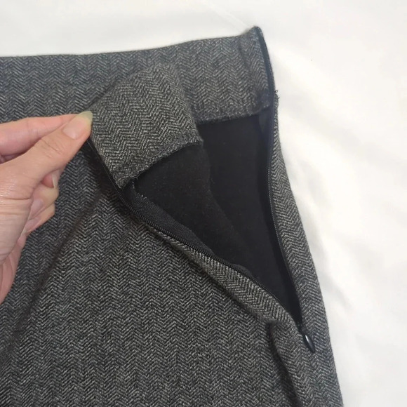 Banana Republic Herringbone Side Zip Pants, Color Black Gray Size M - Picture 7 of 14